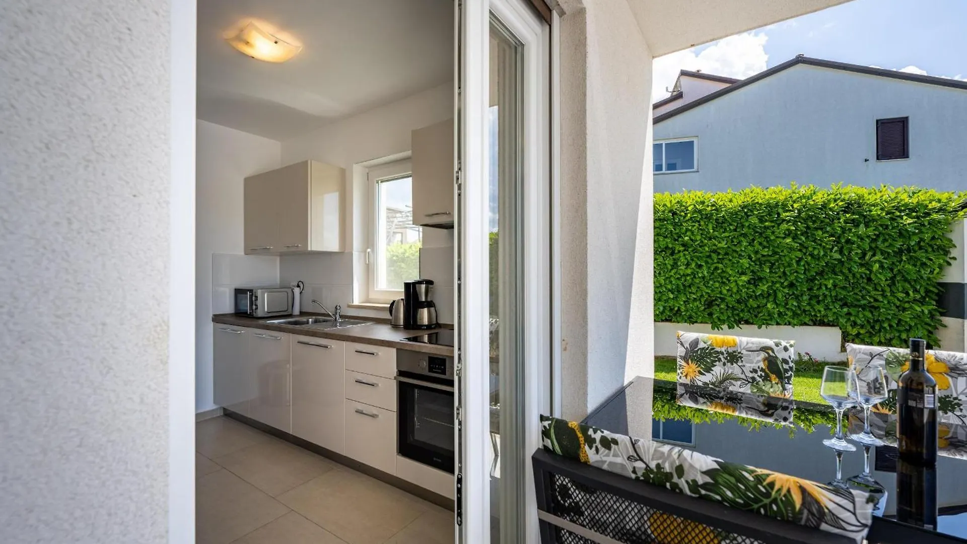 בית נופש Nova Vas  Villa Tonka